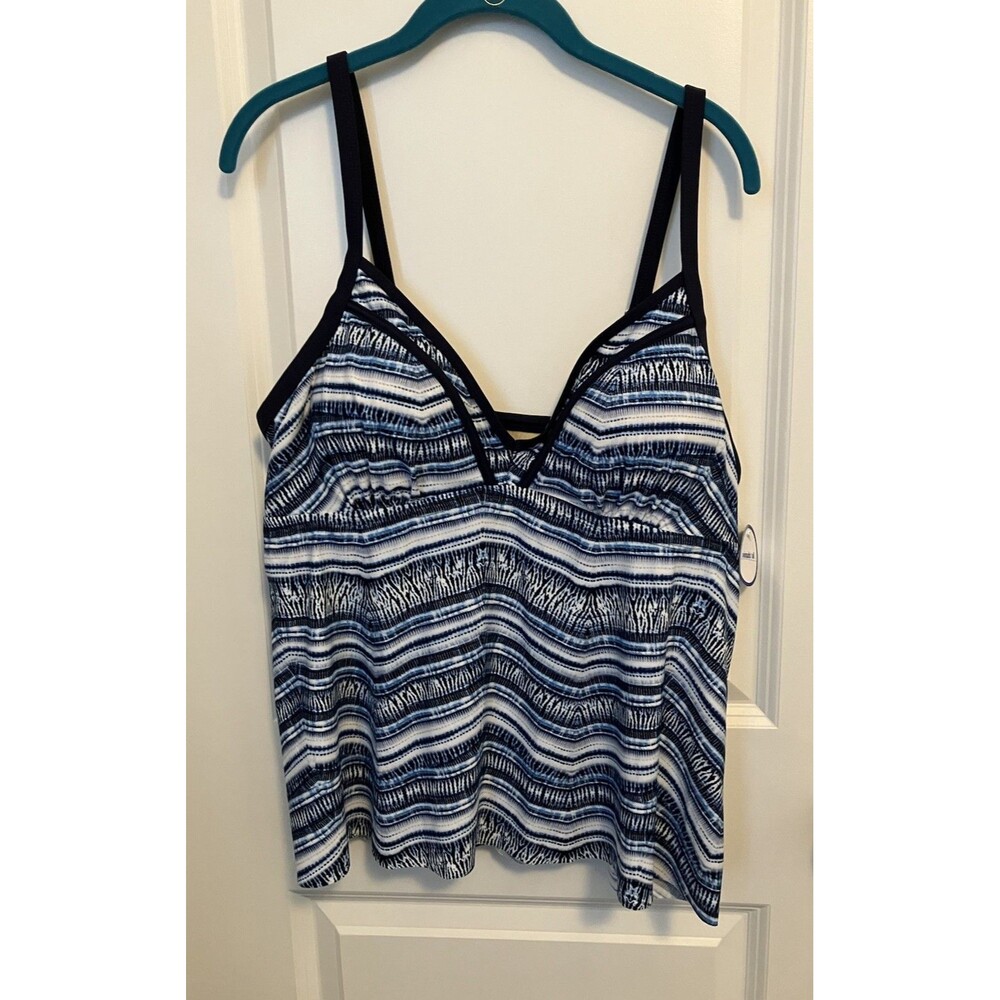 Swimsuits For All Blue Print tankini Top Size 16 Soft Lined Bra Cups NWT V-Neck